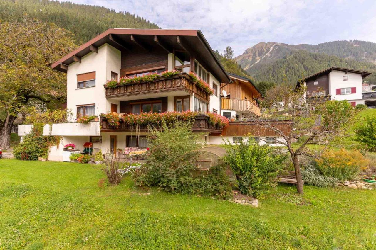 Ferienwohnung Angelika Sankt Gallenkirch Dış mekan fotoğraf